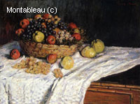 Panier de fruit avec des pommes et des raisins